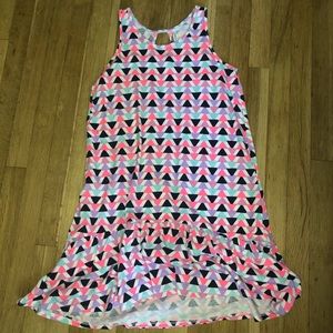 Triangle design dress with little cut thing